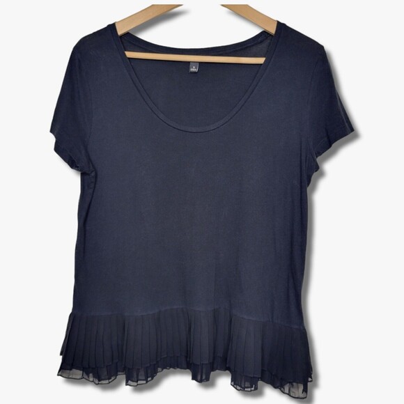 Banana Republic Black Pleated Peplum Style Chiffon Hem Short Sleeve Top Size S - Picture 1 of 7
